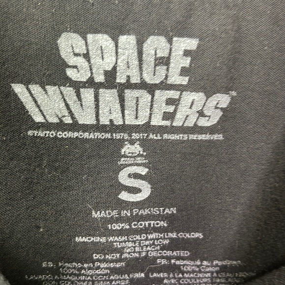 Space Invaders Black T-Shirt - Picture 3 of 3
